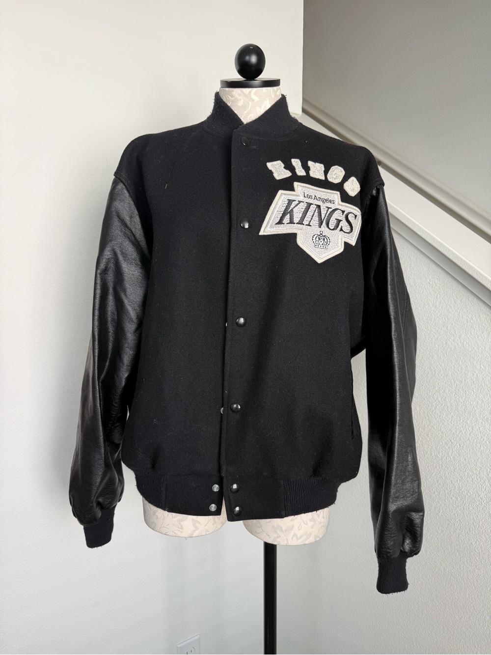 Vintage 1990s Los Angeles LA Kings Chalkline NHL letterman bomber jacket XL